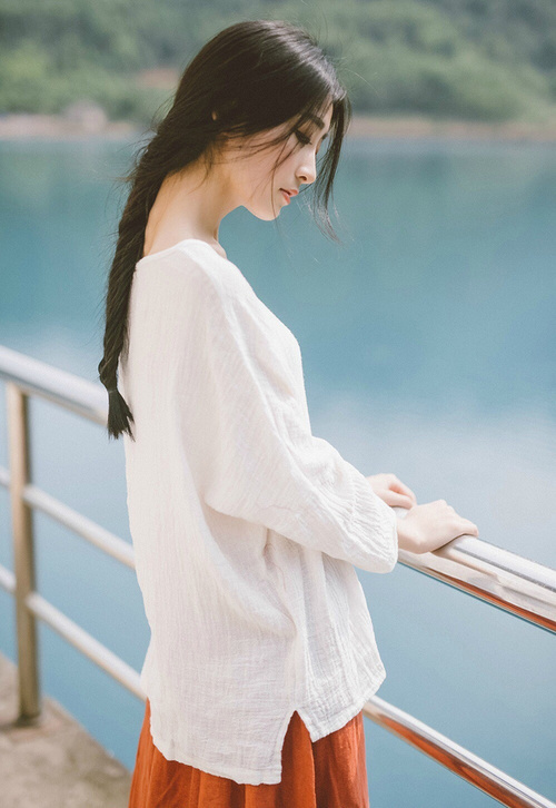 德甲攻防战：精彩瞬间层出不穷，德甲榜首大战