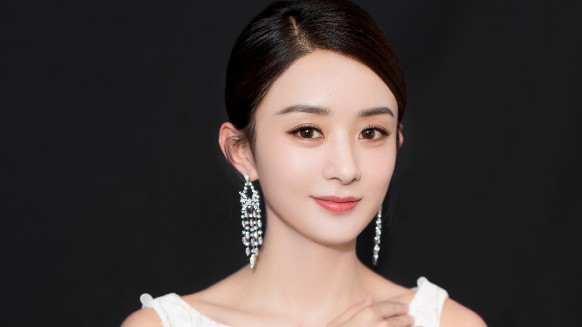 爱游戏登录入口-西甲极速反击：速度、力量、技巧的完美结合！，西甲联赛直播极速体育